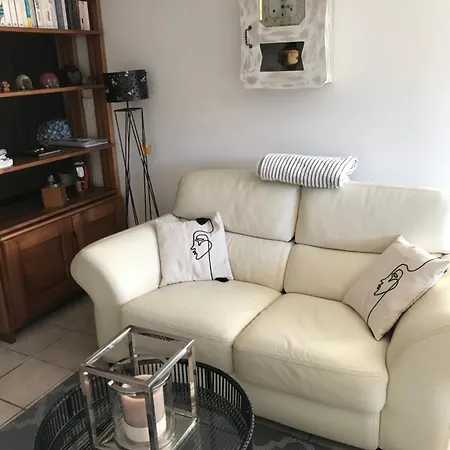 Couette-café Petit Coin De Paradis 4*
