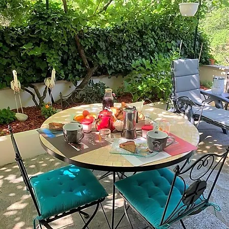 Petit Coin De Paradis